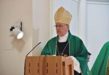 BISKUP ANTUN PREDVODIO SLAVLJE USPOSTAVE BOGOSLOVA U SLUŽBU AKOLITA