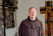 Biskup Ivo uputio čestitku imenovanom vojnom ordinariju u BiH fra Miri Reolti