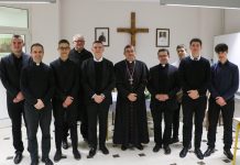 Biskup Ivo posjetio požeški Kolegij