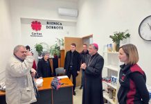 Biskup Ivo Martinović pohodio Caritas Požeške biskupije