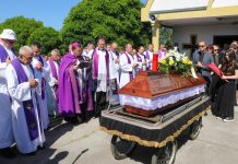 Sprovod i misa zadušnica za majku svećenika Patrika Alatića