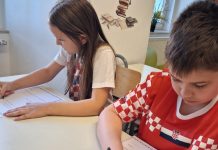 Učenici KOŠ-a u Požegi sudjelovali u proslavi Svjetskog dana djedova, baka i starijih osoba