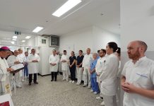 Biskup Ivo blagoslovio obnovljene prostore odjela psihijatrije i neurologije u Požegi